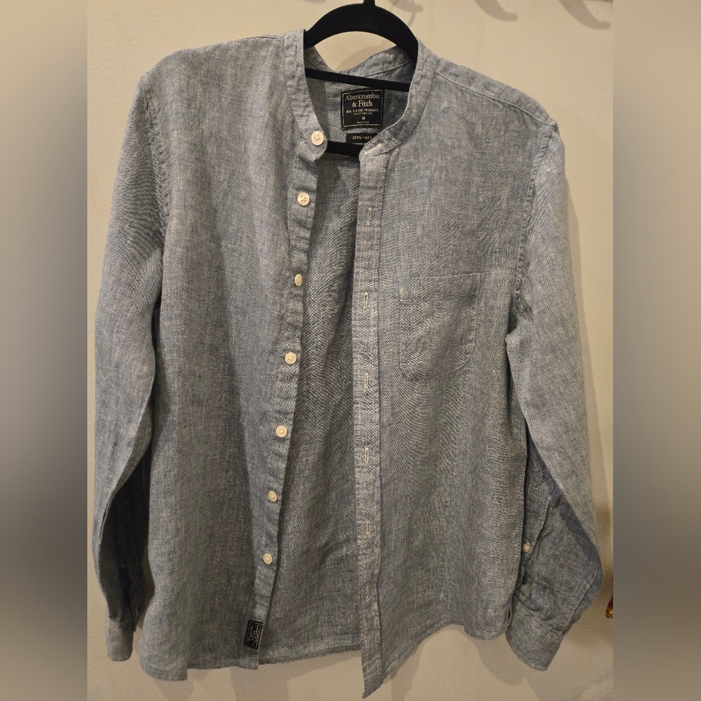 Abercrombie & Fitch Light Blue Button Down Shirt